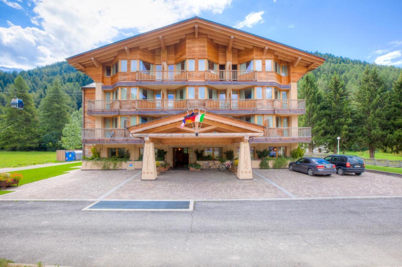 Hotel Garni Pegra ปอนเตดีเลโญ ภายนอก รูปภาพ