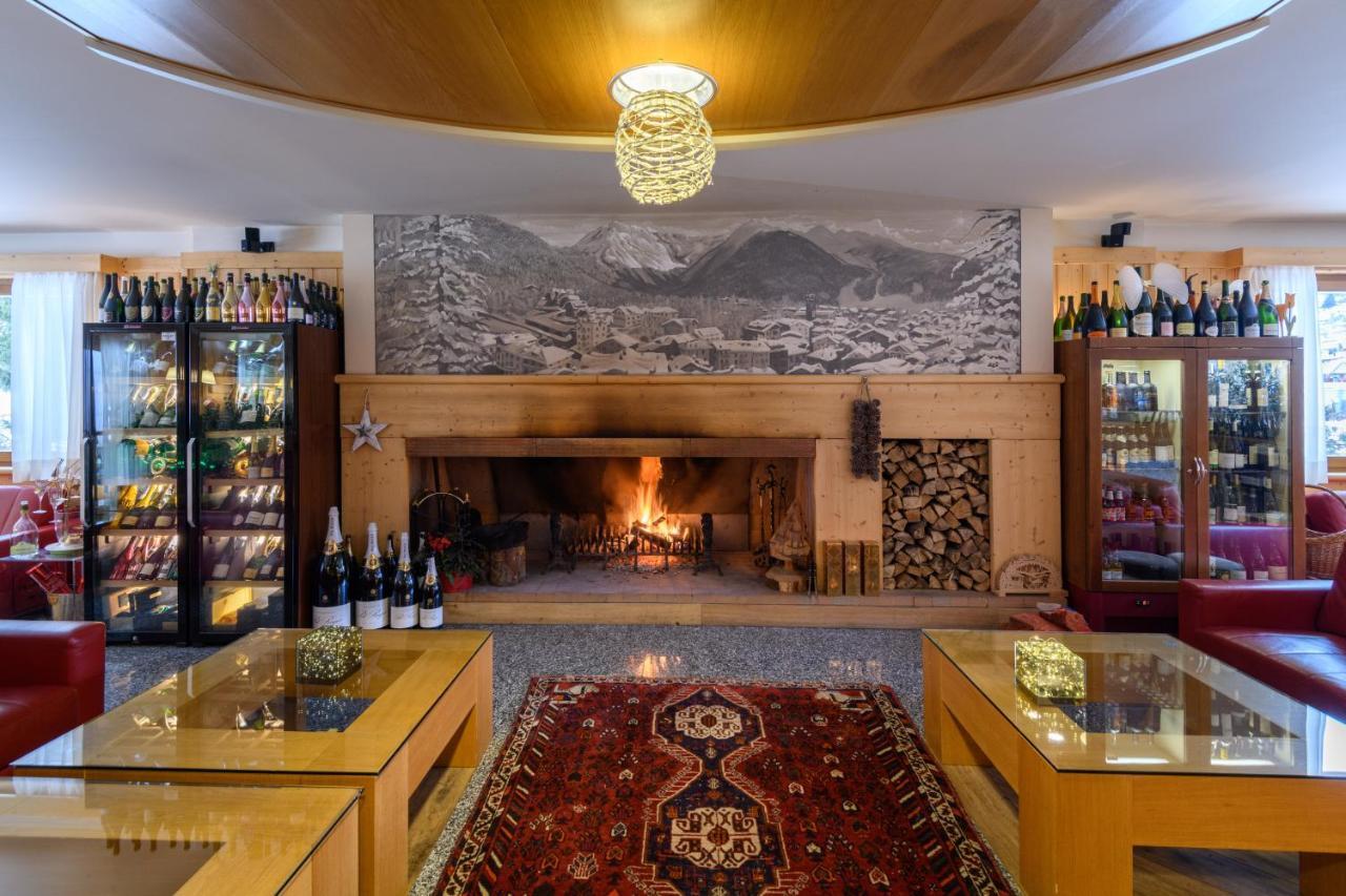 Hotel Garni Pegra ปอนเตดีเลโญ ภายนอก รูปภาพ